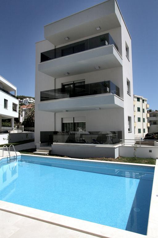 Aquamarie Apartment